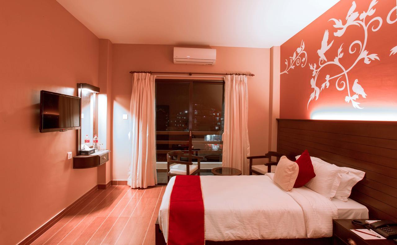 Hotel City Park Pokhara Exterior foto